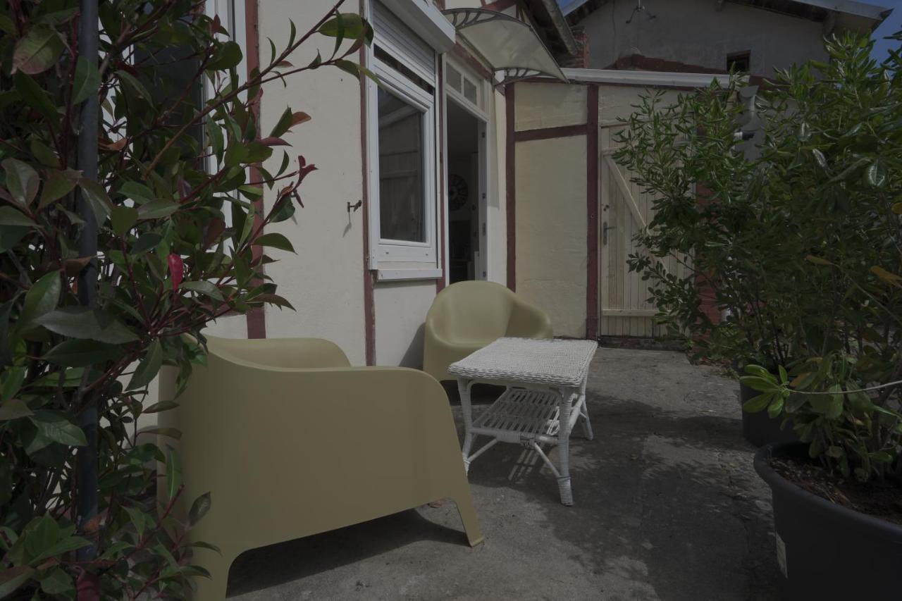 Good Luc 150 M De La Mer Centre Ville Parking Gratuit Luc-sur-Mer ภายนอก รูปภาพ